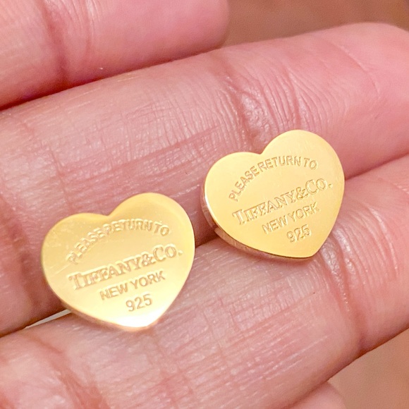 New Gold-Plated Stainless Steel Necklace Bracelet Earrings Set with Heart Design - Picture 11 of 16